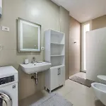 Villa Sunny Coastal Getaway Coast By Pikhost