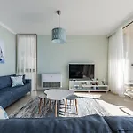 빌라 Sunny Coastal Getaway Coast By Pikhost *