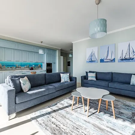 Sunny Coastal Getaway Coast By Pikhost Villa *
